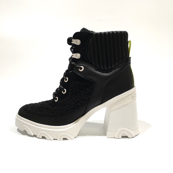 SOREL WATERPROOF BREX HEEL COZY LACE UP BOOT -BLACK -US 8.5 -NEW - Picture 3 of 8